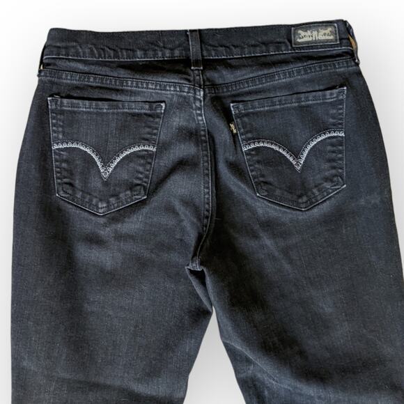 Levi's Women's Black 505 Straight Leg Jeans - Picture 5 of 9